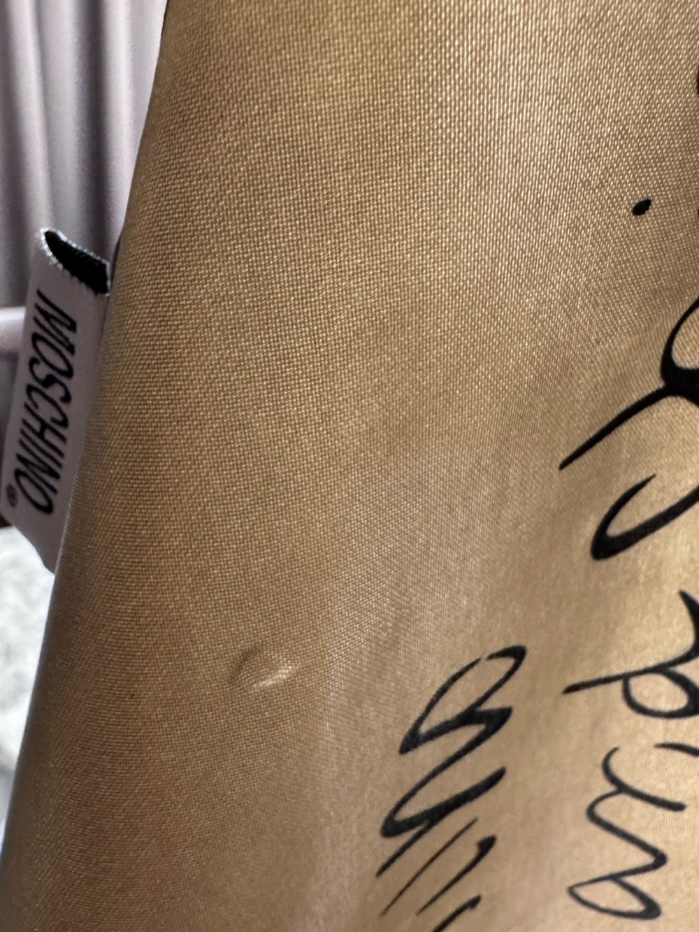 Moschino Gray and Cream Silk Scarf with Logo Tag - Picture 5 of 7